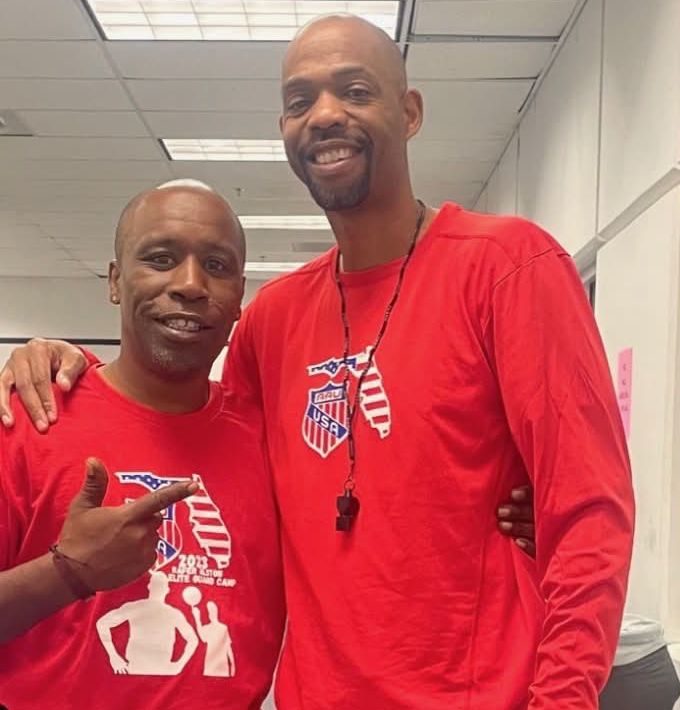 Lernard with NBA guard and streetball legend Rafer Alston at the 2023 Elite Guard Camp